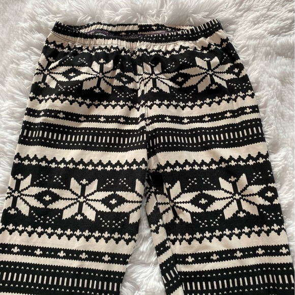 YPP Winter Holiday North Star Leggings - Picture 3 of 10